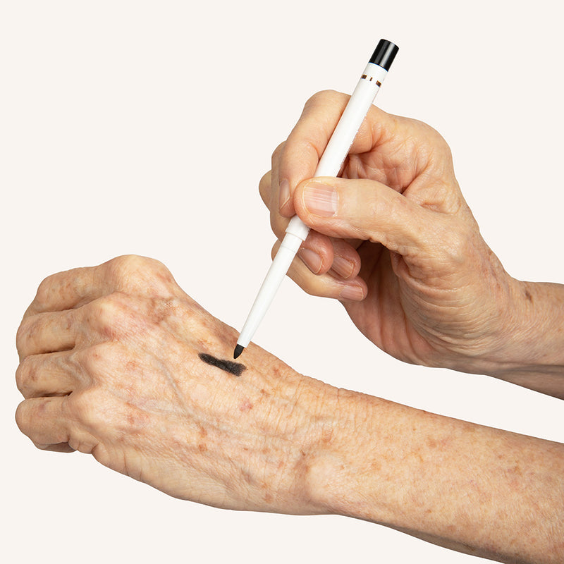 Revant eyeliner hand - Color black